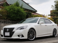 トヨタ クラウン